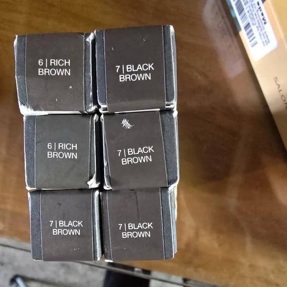 NIB $20 HUDA BEAUTY #BOMBBROWS Full ‘n Fluffy Fiber Brow Gel BLACK BROWN 7 - Picture 12 of 12